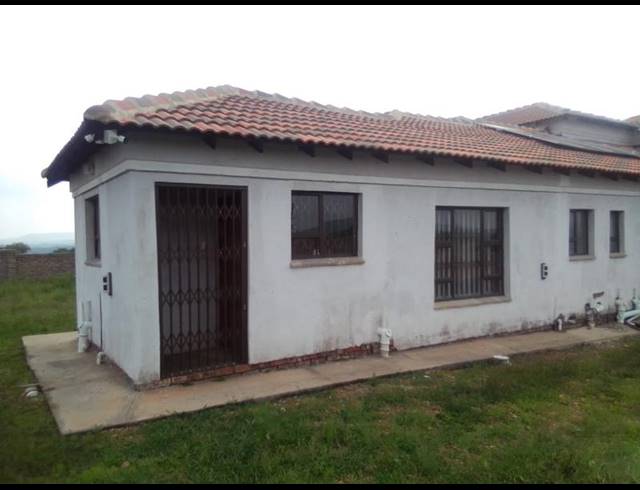 4 BEDROOM HOUSE FOR SALE IN VAALOEWER